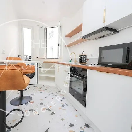 Urban Retreat In Parigi